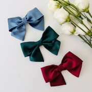 kokarda-do-wlosow-ozdoba-na-spince-krokodylek-na-gumce-tradycyjnej-zestaw-3-kokardek (28).JPG