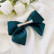 kokarda-do-wlosow-ozdoba-na-spince-krokodylek-na-gumce-tradycyjnej-zielona-butelkowa (5).JPG