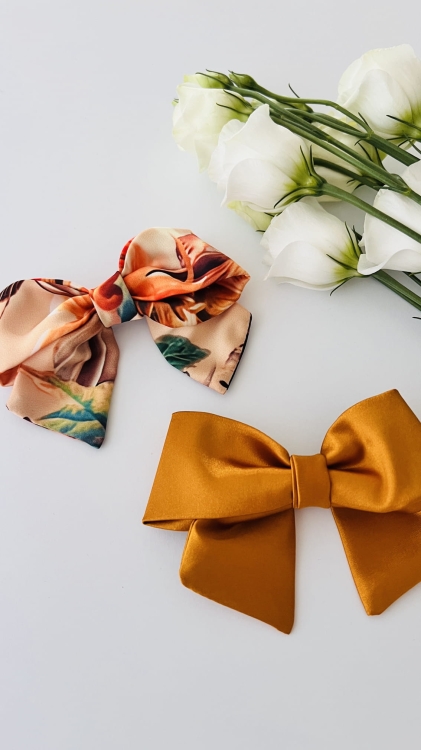 kokarda-do-wlosow-ozdoba-na-spince-krokodylek-na-gumce-tradycyjnej-zestaw-2-kokardek (17).JPG