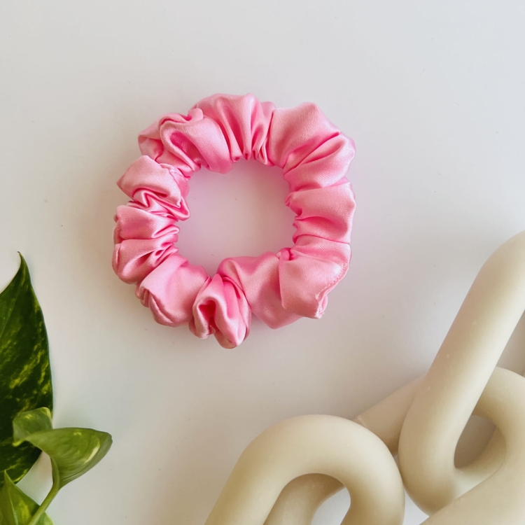 gumka-zolta-mini-do-wlosow-z-satyny-syntetycznej (4).JPG