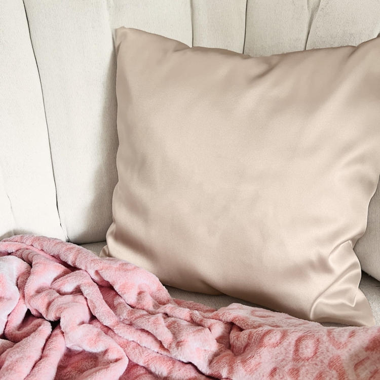 jedwabna-poszewka-na-poduszke-najlepsza-morwowa-momme-naturalny-jedwab-wloski (6).jpg