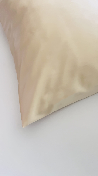 jedwabnna-poszewka-satynowa-na-poduszke-do-spania-40x40-50x60-popularne-rozmiary-ikea-wlosomaniaczka-jaka-poszewka-na-poduszke (9).JPG