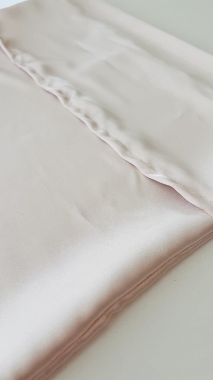 jedwabnna-poszewka-satynowa-na-poduszke-do-spania-40x40-50x60-popularne-rozmiary-ikea-wlosomaniaczka-jaka-poszewka-na-poduszke (4).JPG