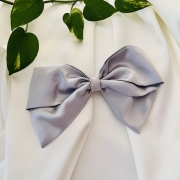 kokarda-duza-do-wlosow-na-duzej-spince-satynowa-jedwabna-wiskozowa-w-kwiaty-czerwona-niebieska-czarna-bezowa-brazowa-rozowa (2).JPG