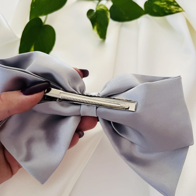 kokarda-duza-do-wlosow-na-duzej-spince-satynowa-jedwabna-wiskozowa-w-kwiaty-czerwona-niebieska-czarna-bezowa-brazowa-rozowa (3).JPG