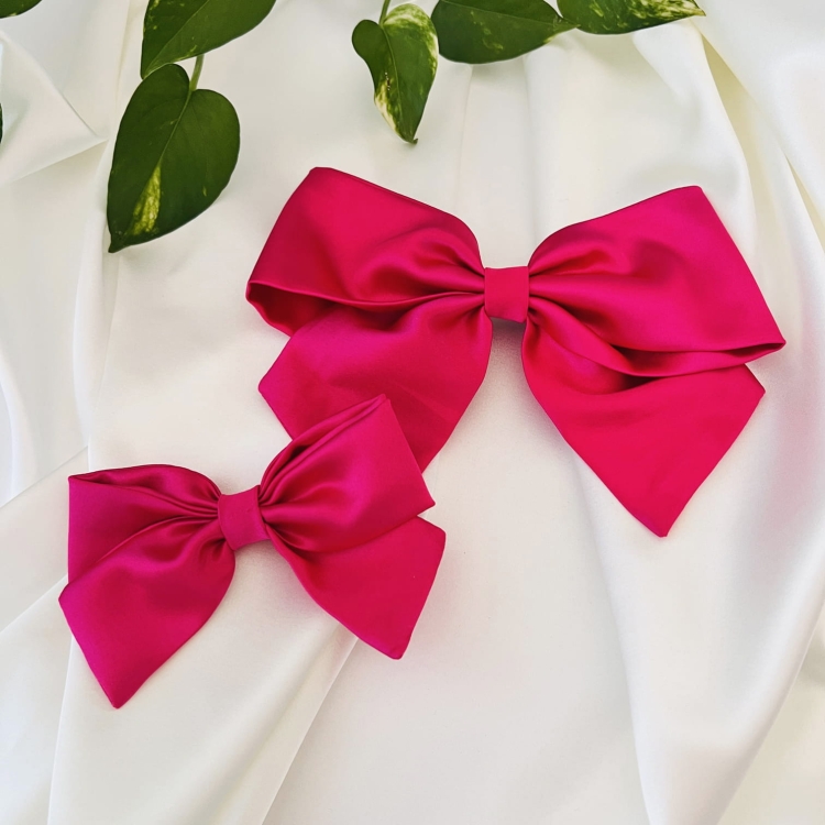 kokarda-duza-do-wlosow-na-duzej-spince-satynowa-jedwabna-wiskozowa-w-kwiaty-czerwona-niebieska-czarna-bezowa-brazowa-rozowa (18).JPG