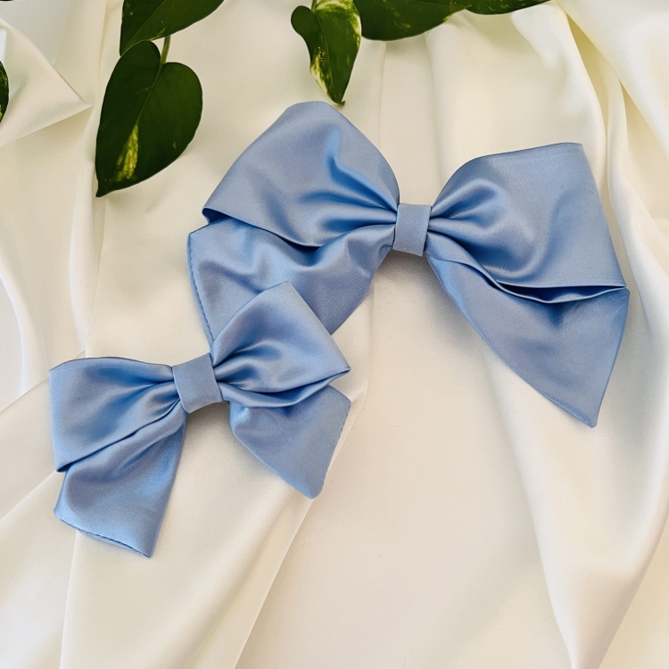 kokarda-duza-do-wlosow-na-duzej-spince-satynowa-jedwabna-wiskozowa-w-kwiaty-czerwona-niebieska-czarna-bezowa-brazowa-rozowa (21).JPG