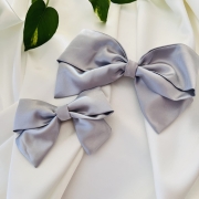 kokarda-duza-do-wlosow-na-duzej-spince-satynowa-jedwabna-wiskozowa-w-kwiaty-czerwona-niebieska-czarna-bezowa-brazowa-rozowa (4).JPG