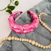 opaska-do-wlosow-w-sniezynki-zimowa-swiateczna-prezent-pod-choinke-dla-dziewczynki-rozowa (2).JPG