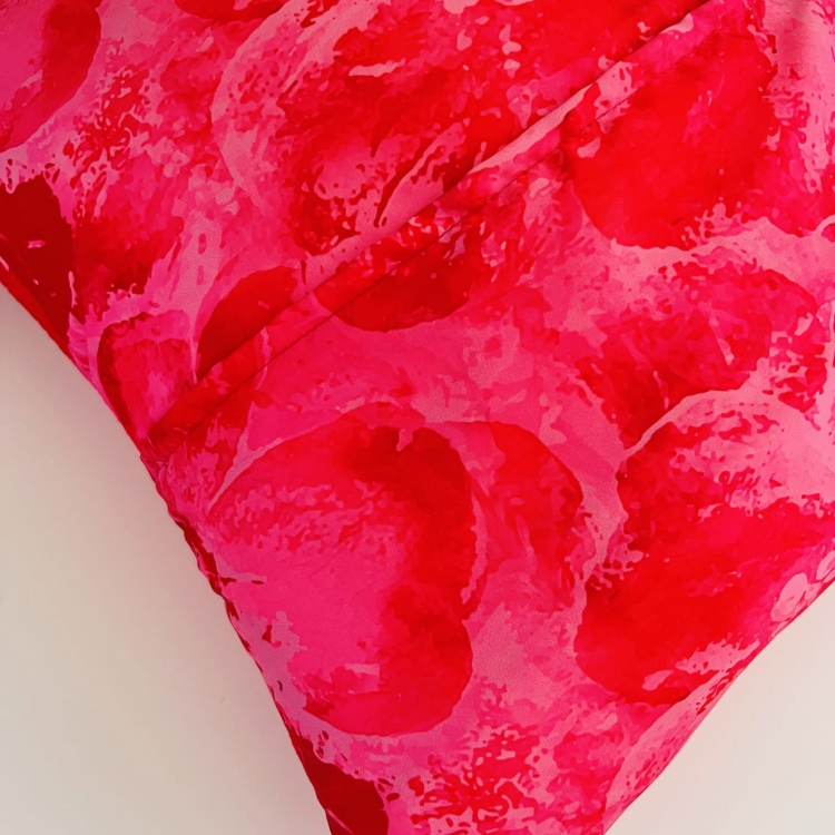 poszewka-satynowa-jedwabna-szyfonowa-na-poduszke-40x40-50x60-wellpur-ikea-rozowa-czerwona-wzor (3).JPG