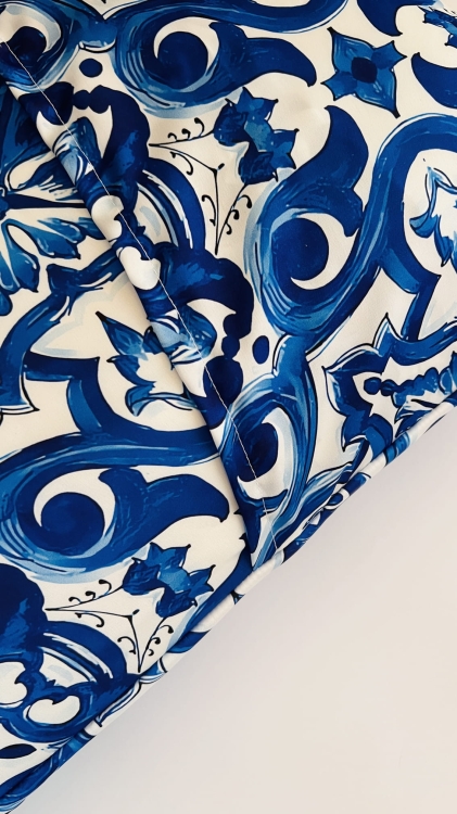 poszewka-satynowa-jedwabna-szyfonowa-na-poduszke-40x40-50x60-wellpur-ikea-niebieska-wzor (3).JPG