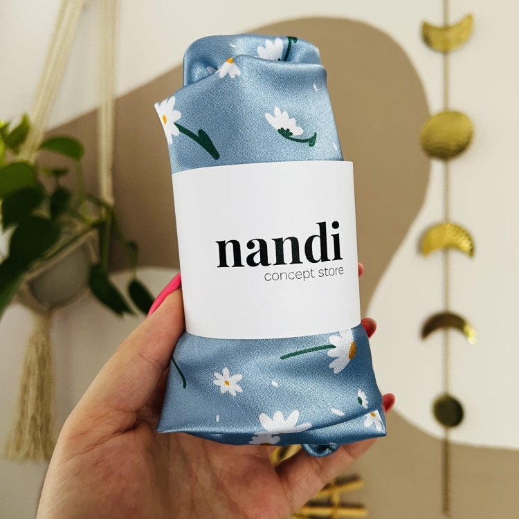 czepek-satynowy-do-spania-na-noc-do-wlosow-stokrotki (2).JPG