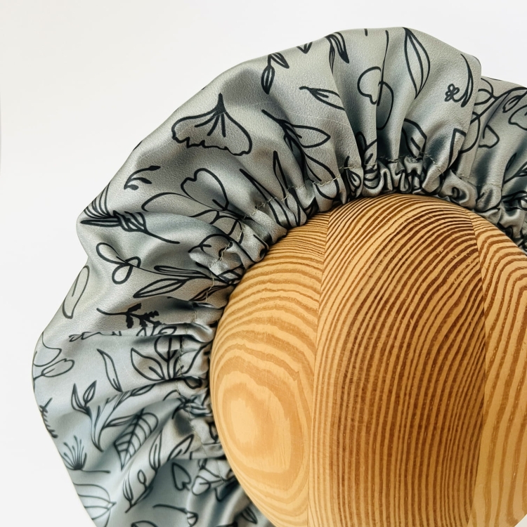 satynowy-czepak-na-noc-do-spania-dla-wlosow-kreconych-spuszonych-prostych-pielegnacja (4).JPG