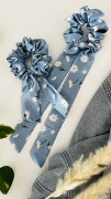 gumka-do-wlosow-scrunchies-stokrotki-niebieskie-satyna-dla-wlosow-najlepsza-autorski-wzor (12).JPG