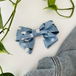 Mała kokarda do włosów Na spince Daisy