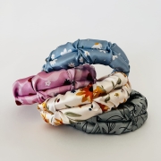 wiosenna-kolekcja-akcesoriow-do-wlosow-handmade-satynowe-gumki-scrunchie-do-wlosow-czepki-opaski-poszewki-kokardy-nandi (16) — kopia.JPG