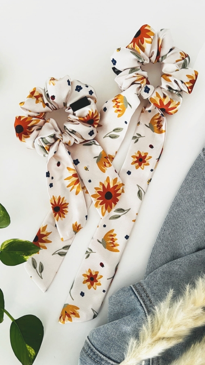 gumka-do-wlosow-srednia-scrunchie-do-kazdego-rodzaju-wlosow-satynowa (4).JPG