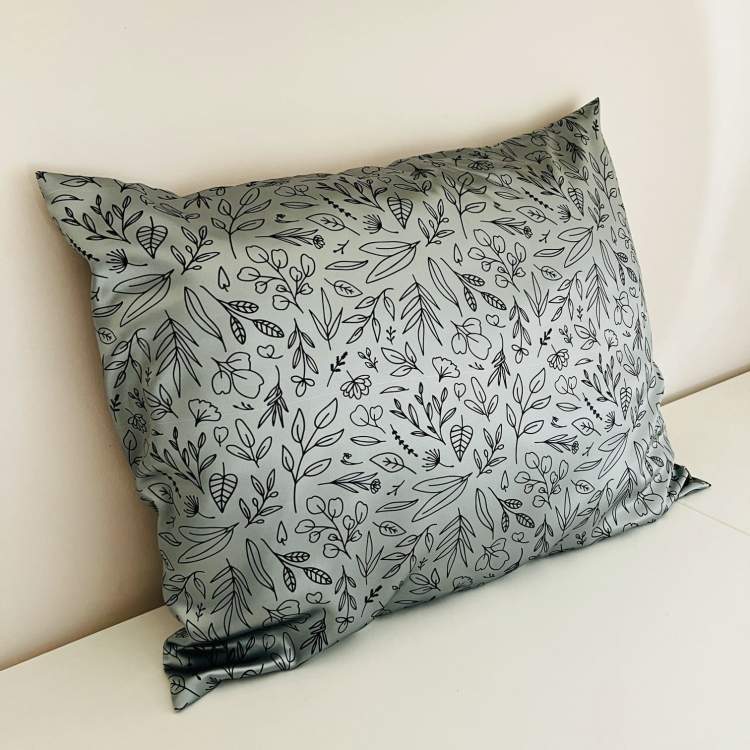 poszewka-satynowa-na-poduszke-zielona-szalwiowa-sage-do-wlosow (6).JPG