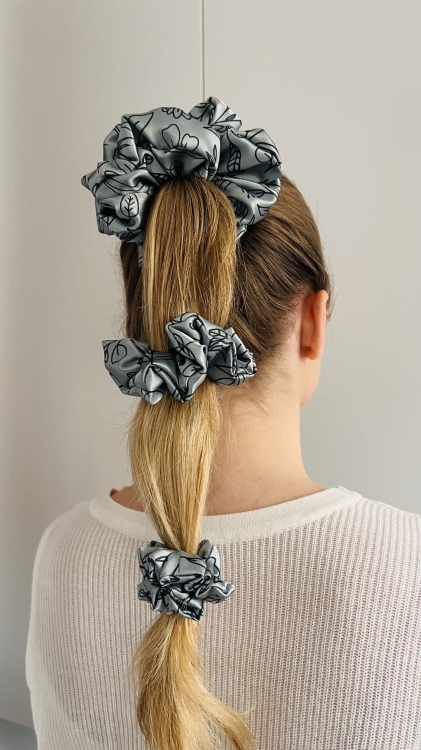 gumka-satynowa-jedwabista-zielona-scrunchie-skranczi-duza-xxl-mini-mala (5).JPG