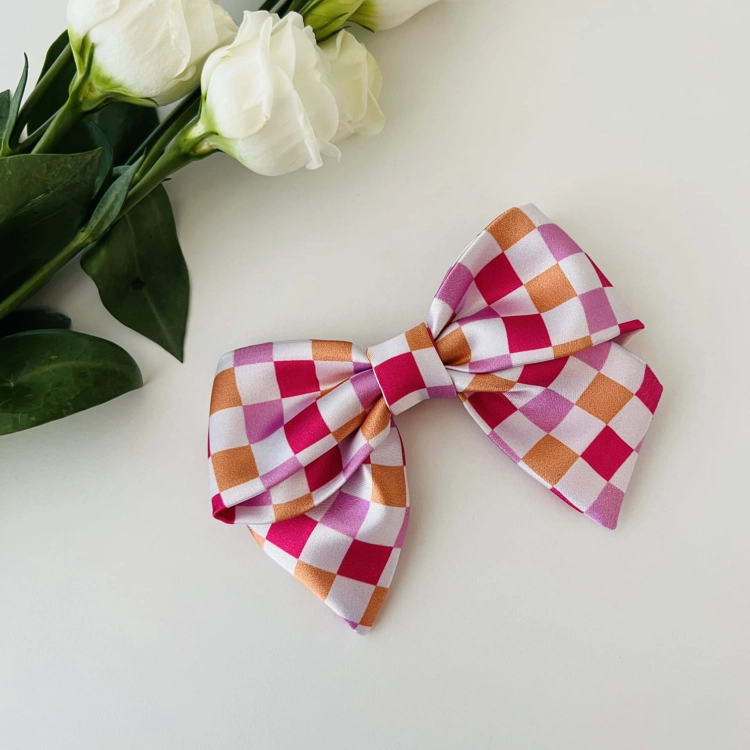 kolekcja-akcesoriow-do-wlosow-na-lato-gumka-scrunchie-opaska-czepek-kokarda-na-spince-kratka-roz-pomaranczowy-fizz-autorski-wzor (19).JPG