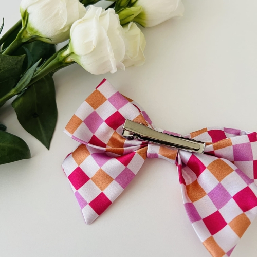 kolekcja-akcesoriow-do-wlosow-na-lato-gumka-scrunchie-opaska-czepek-kokarda-na-spince-kratka-roz-pomaranczowy-fizz-autorski-wzor (20).JPG