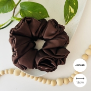 czekoladowa-brazowa-gumka-scrunchie-jedwab-jedwabna-duza-mala-srednia (6).jpg