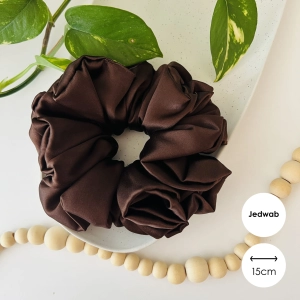 Jedwabna gumka do włosów scrunchie XXL Czekolada