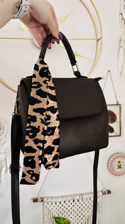 tkanina-satyna-panterka-gumka-do-wlosow-nandi-concept-store-jedyna-taka-ze-wstazka-scrunchie (6).jpg