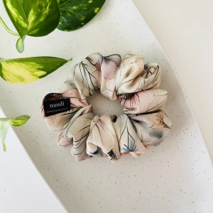 Bambusowa gumka do włosów scrunchie MIDI Flora