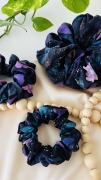 gumka-do-wlosow-scrunchie-silki-jesienna-aura-jesien-akcesoria-xxl-mini-midi-fioletowa-w-kwiaty (5).JPG