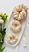 jedwabna-gumka-scrunchie-rozne-rozmiary-kolory-do-wlosow-wlosomaniaczka-swiadoma-pielegnacja-wlosow (2).JPG