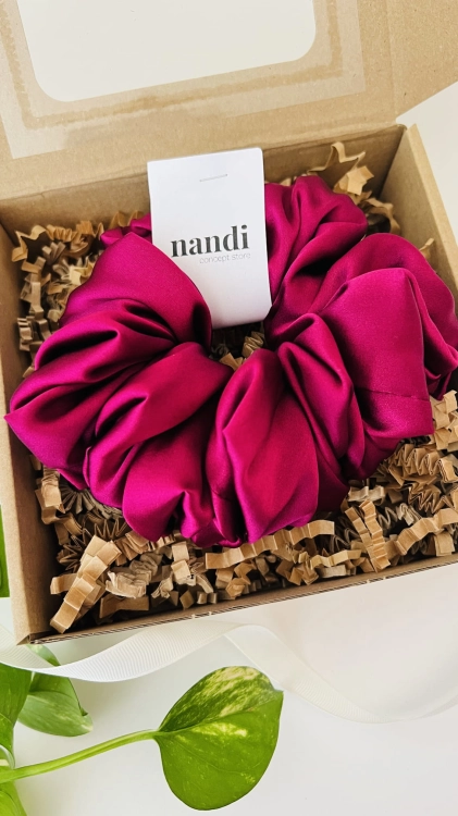 zestaw-prezentowy-akcesoria-do-wlosow-handmade-jedwabne-scrunchie-satynowe-piekne-kolory-wzory (8).jpg