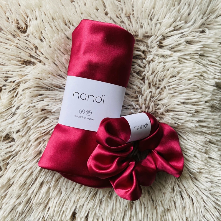 jedwabna-gumka-do-wlosow-naturalny-jedwab-morwowy-momme-22-fuksja (4).jpg