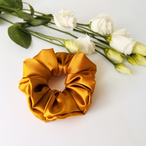 satynowa-gumka-do-wlosow-pielegnacja-kosmetyki-miodowa (3).JPG