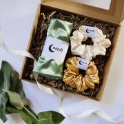 zestaw-prezentowy-prezent-na-urodziny-swieta-box-gift-satynowy-czepek-do-wlosow-i-satynowe-gumki-scrunchie
