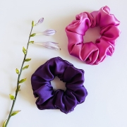 zestaw-prezentowy-prezent-na-urodziny-swieta-imieniny-box-gift-scrunchie-do-wlosow-gumka-satynowa-jedwabna-recznik-bambusowy-do-wlosow  (2).JPG