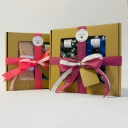 zestaw-prezentowy-prezent-na-urodziny-swieta-box-gift-cztery-gumki-scrunchie-z-satyny-sliskie-gumki (2).jpg