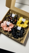 zestaw-prezentowy-prezent-na-urodziny-swieta-box-gift-cztery-gumki-scrunchie-z-satyny-sliskie-gumki (11).jpg