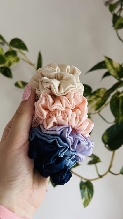 gumka-wielokolor-multicolor-satynowa-scrunchie-zdrowe-wlosy-rownowaga-peh (66).JPG