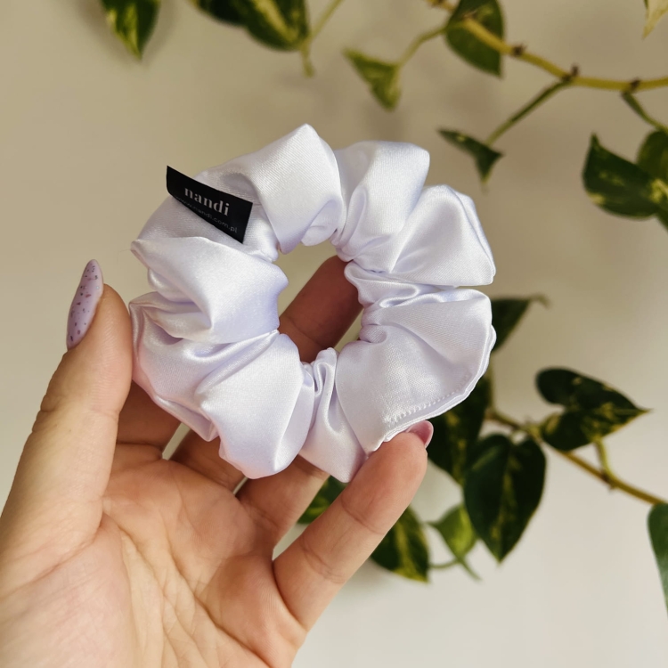jaka-jest-najlepsza-gumka-do-wlosow-scrunchie-nandi-prezent-swiadoma-pielegnacja-wlosow (13).JPG