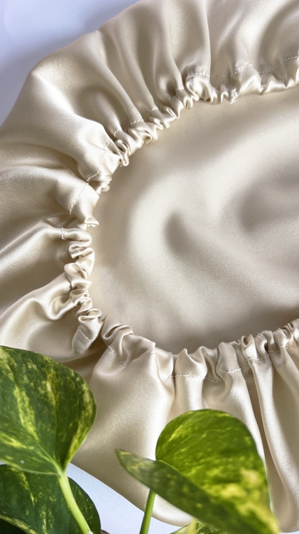 nude-bezowy-czepak-do-spania-z-jedwabiu-morwowego (2).jpg