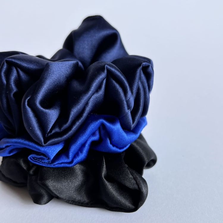 jedwabna-gumka-do-wlosow-naturalny-jedwab-morwowy-momme-22-granatowa (4).JPG