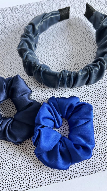 jedwabna-gumka-do-wlosow-naturalny-jedwab-morwowy-momme-22-granatowa (1).JPG