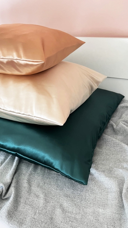 satynowa-poszewka-na-poduszke-do-spania-50x60-nandi-stylowa-posciel-dom-wnetrza (5).JPG