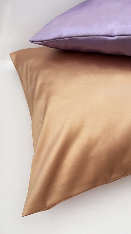 lila-fioletowa-satynowa-poszewka-poduszka-do-spania-najlepsza-posciel-miekka-i-chlodna-nandi (2).JPG