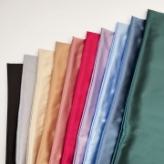 zielona-butelkowa-posciel-do-sypialni-satynowa-poszewka-na-poduszke-rozlinna-plantmom-nandi (6).JPG