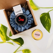 zestaw-prezent-herbata-czarna-z-serduszkami-mini-sloik-gumka-do-wlosow-wlosomaniaczka-zakrecownia (1).JPG