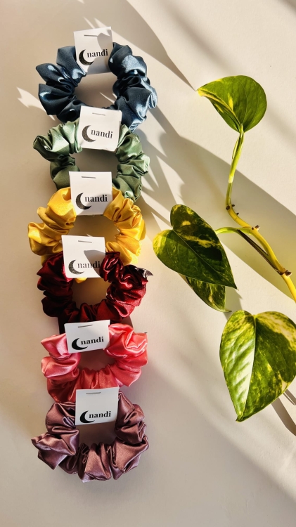 jaka-jest-najlepsza-gumka-do-wlosow-scrunchie-nandi-prezent-swiadoma-pielegnacja-wlosow (46) — kopia.JPG