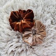 rust-rusty-miedziana-gumka-do-wlosow-pomaranczowa-orange-copper-scrunchie-frotka-owijka (7).JPG