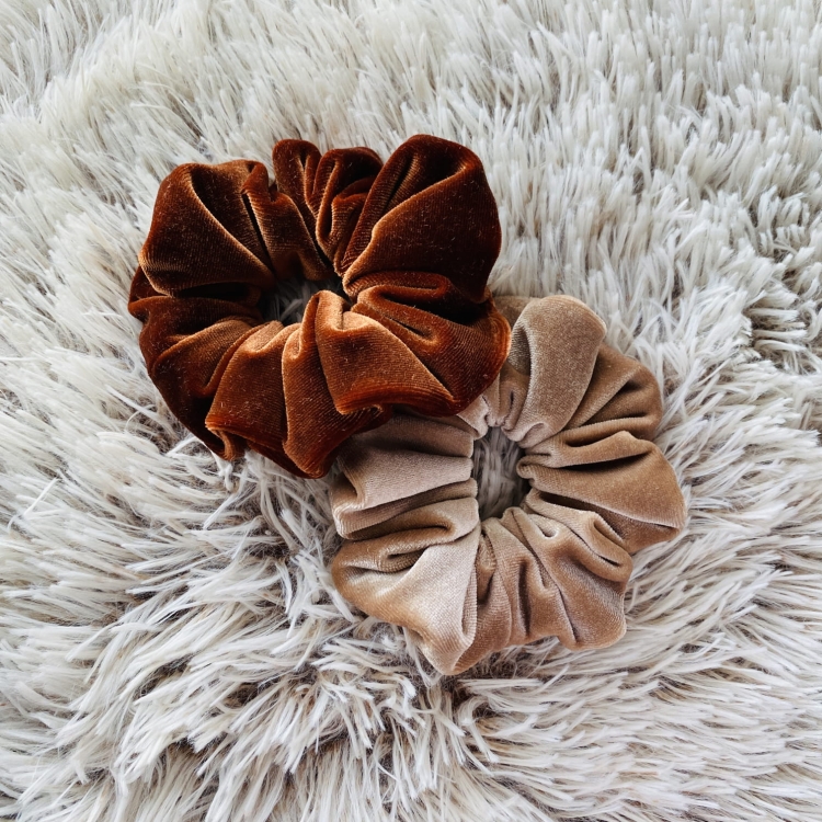 rust-rusty-miedziana-gumka-do-wlosow-pomaranczowa-orange-copper-scrunchie-frotka-owijka (7).JPG